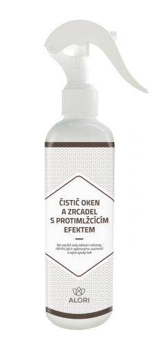 Čistič oken a zrcadel protimlžící efekt